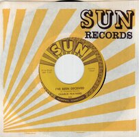 Charlie Feathers - Peepin' Eyes + I've Been Deceived (Vinylsingle)