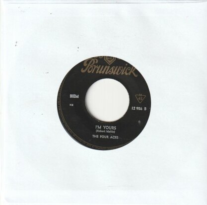Four Aces - A woman in love + I'm yours (Vinylsingle)
