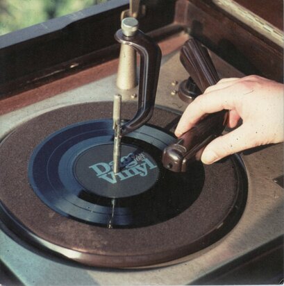 The Use Of Ashes / Dewolff - White Dream + Don't You Go Up The Sky (Vinylsingle)
