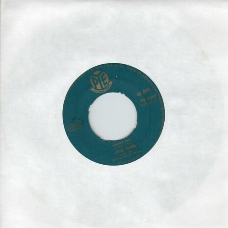 Lorie Mann - Happy Feet + The Buskers (Vinylsingle)