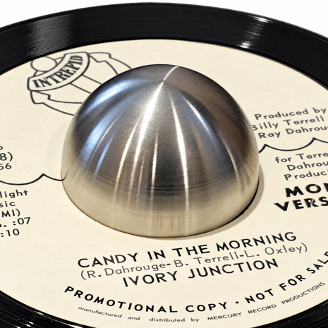 Single Puck (geheel rond, metaal) -  (Vinylaccessoires)