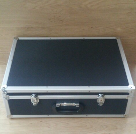 CD Flightcase with removable lid (144 CD)