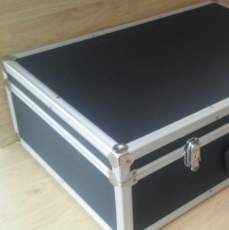 CD Flightcase with removable lid (144 CD)