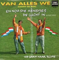 Van Alles We - En nou die hendjes de lucht in (voetbal versie) + We gaan naar Rome (Vinylsingle)